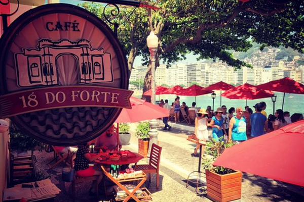 Café 18 do Forte em Copacabana